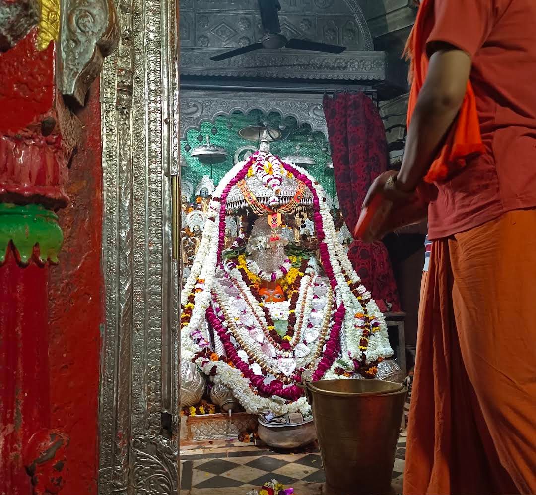 Hanuman Garhi Temple photo